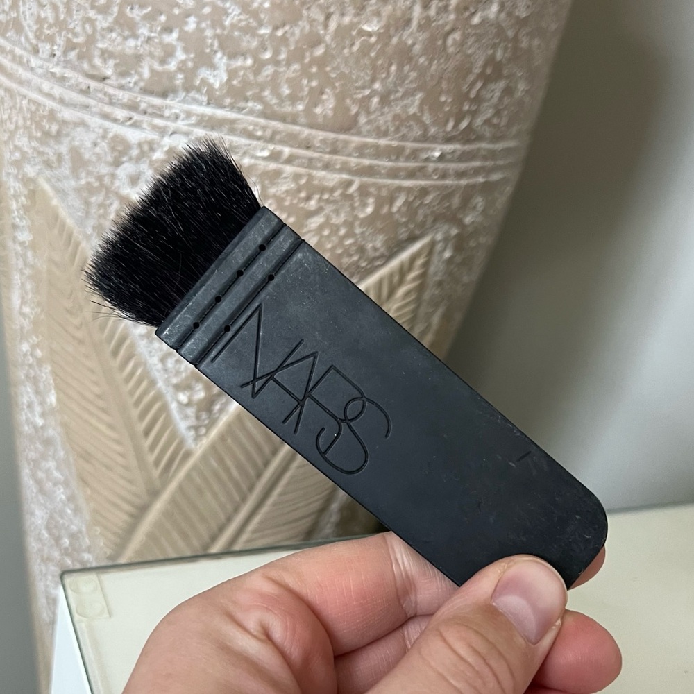 NARS Ita Brush